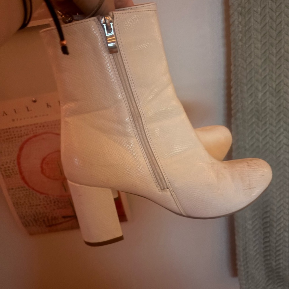 Black Diamond Cream Heeled Boots